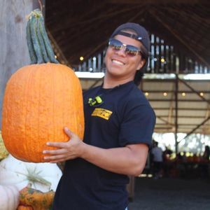 Meet your Posher, Diego